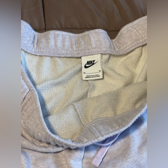 Nike shorts - Picture 3 of 3